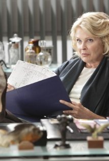 "House M.D." Larger Than Life