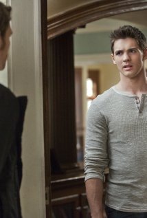 The Vampire Diaries (3×21) – Before Sunset