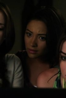 "Pretty Little Liars" A Kiss Before Lying Technical Specifications