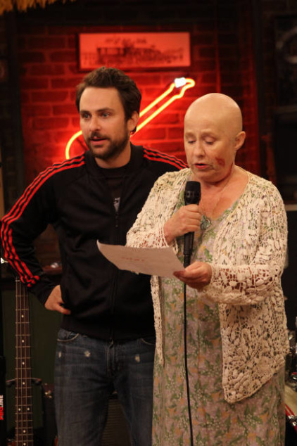"It’s Always Sunny in Philadelphia" Charlie’s Mom Has Cancer Technical Specifications