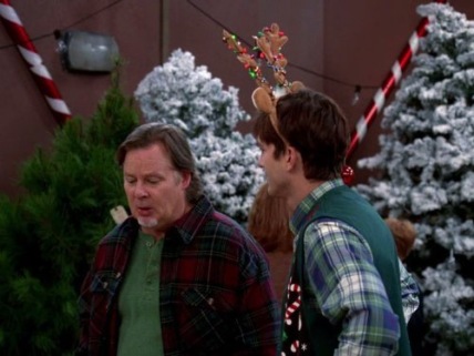 "Two and a Half Men" Give Santa a Tail-Hole Technical Specifications