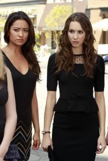 "Pretty Little Liars" A Is for A-l-i-v-e Technical Specifications