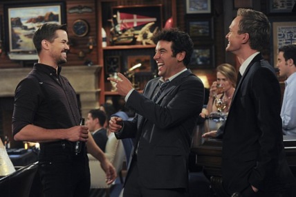 "How I Met Your Mother" Bass Player Wanted Technical Specifications