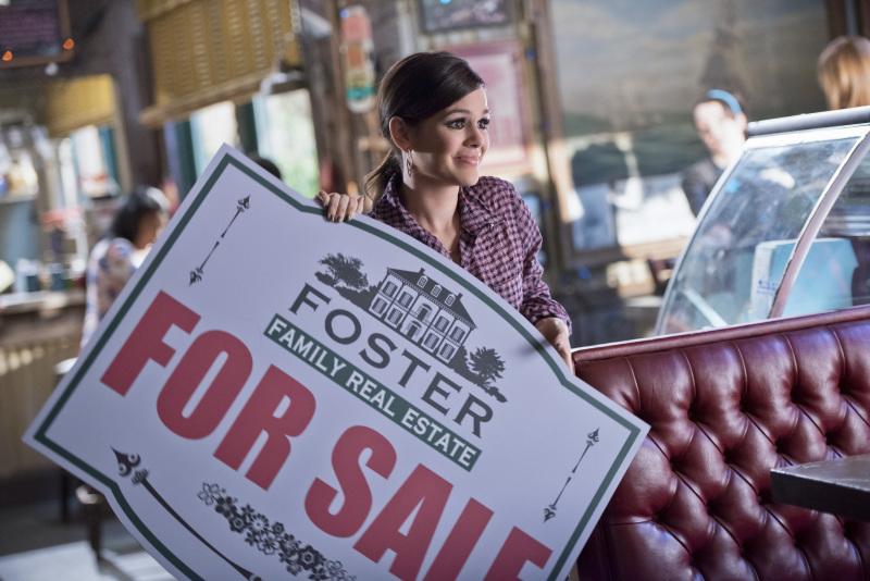 "Hart of Dixie" Back in the Saddle Again