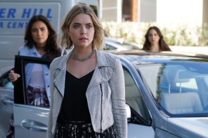 "Pretty Little Liars" Don’t Look Now Technical Specifications